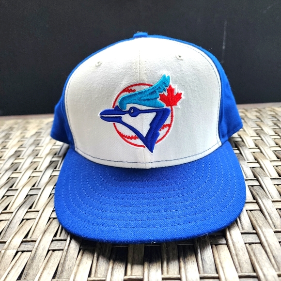 MLB Other - VTG MLB TORONTO BLUE JAYS OFFICIAL ON-FIELD FITTED CAP.  59FIFTY.  7 1/2" ~ NWOT